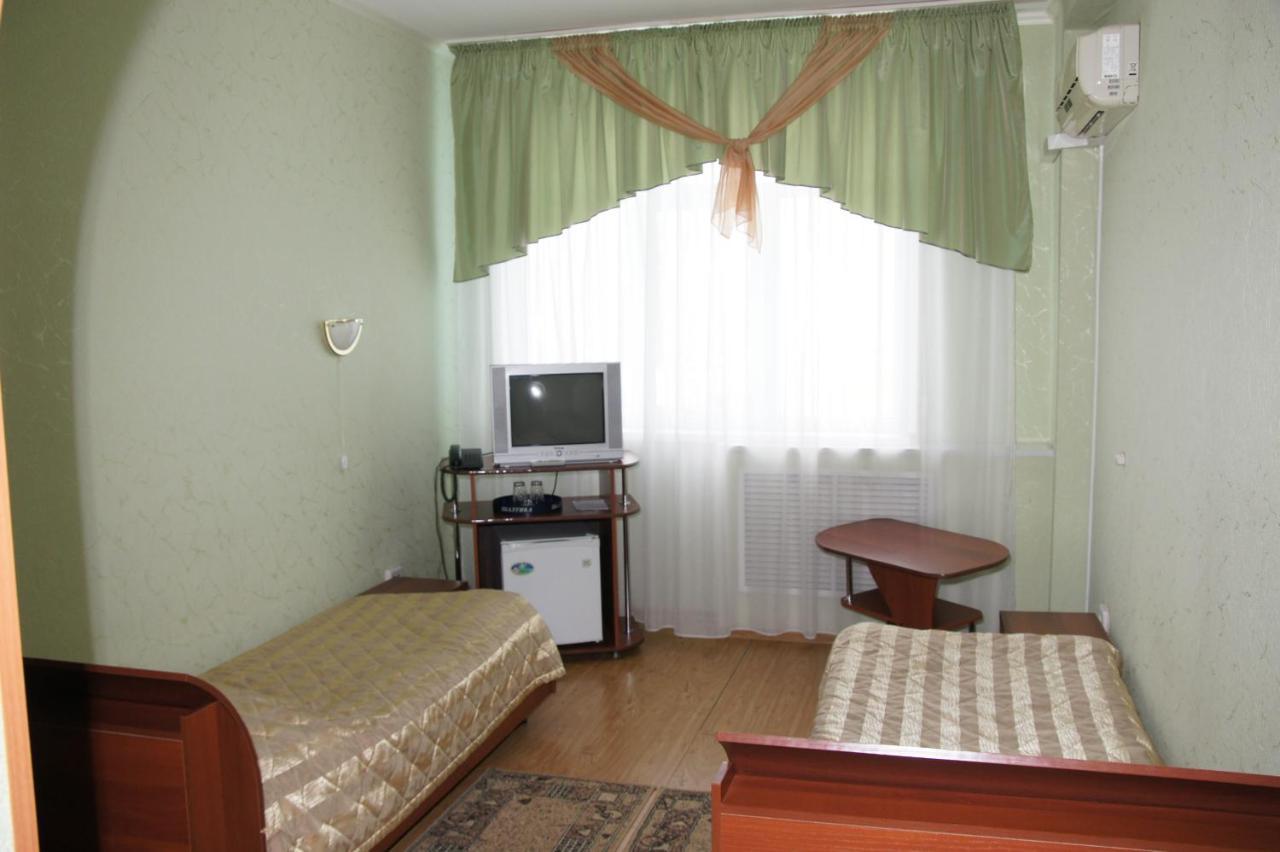 Universitetskaya Bed and Breakfast Lipetsk Esterno foto