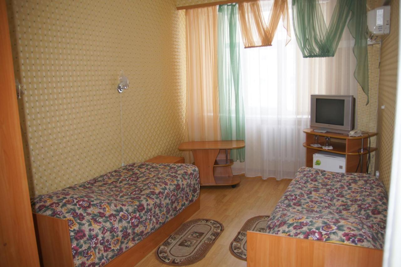 Universitetskaya Bed and Breakfast Lipetsk Esterno foto