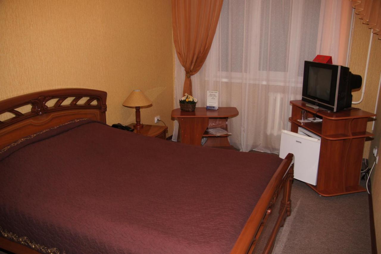 Universitetskaya Bed and Breakfast Lipetsk Esterno foto