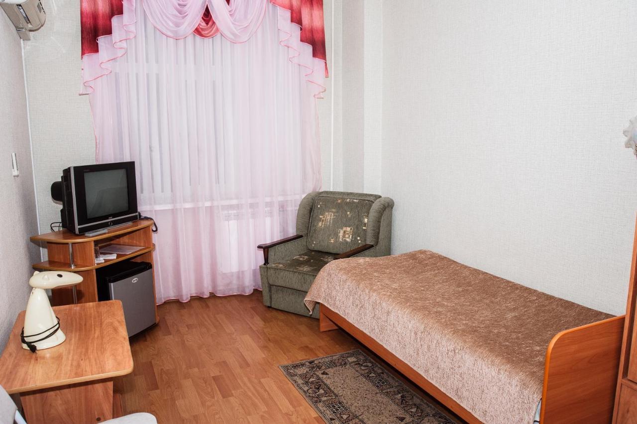 Universitetskaya Bed and Breakfast Lipetsk Esterno foto