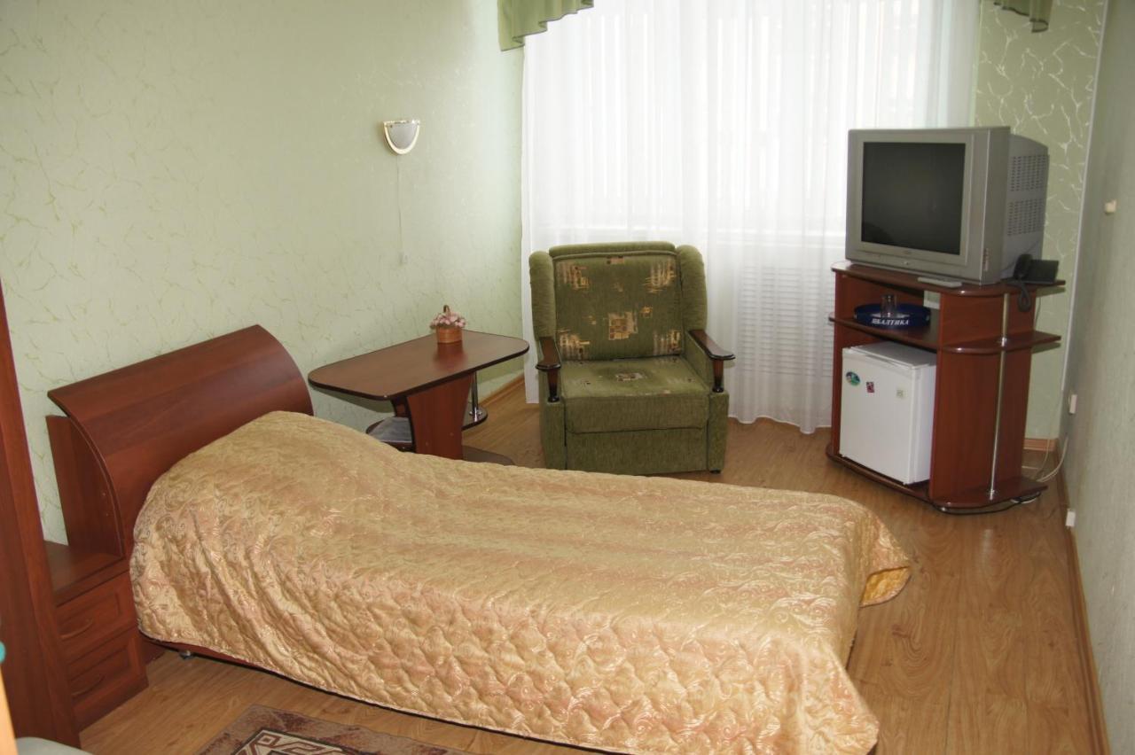 Universitetskaya Bed and Breakfast Lipetsk Esterno foto